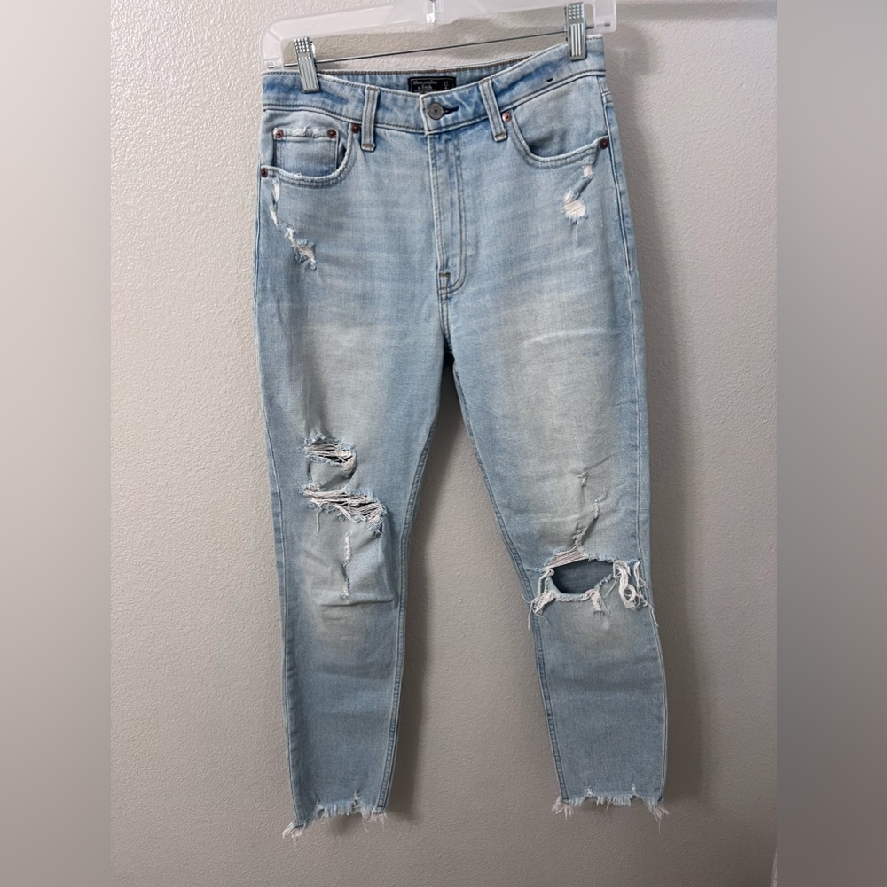 Abercrombie & Fitch Simone High Rise Slim Light Wash
